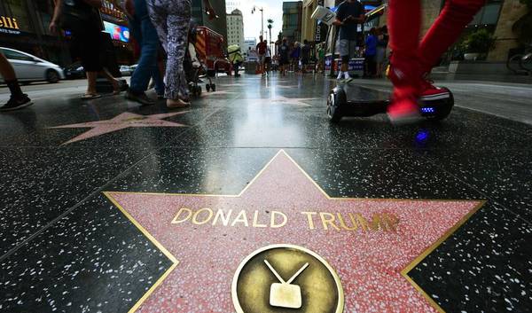 donald-trump-hollywood-walk-of-fame-12facts