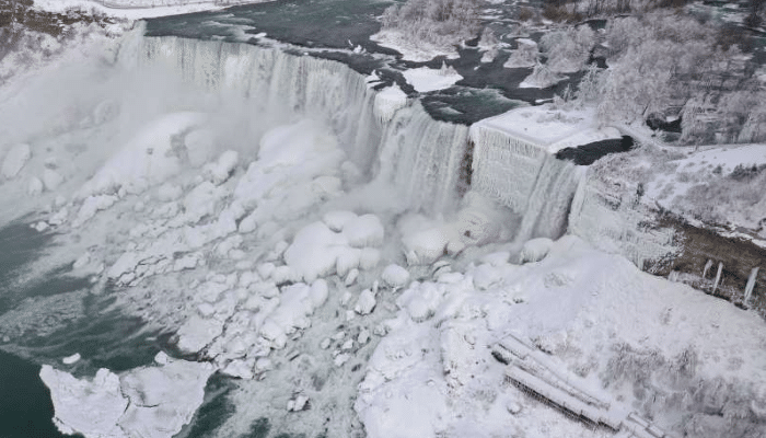 Niagara Falls Turned Into Icy Wonderland Here Is A Collection Of Its